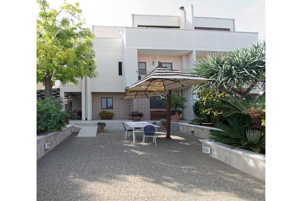B&B Villa Maria Pia Monopoli Exteriör bild
